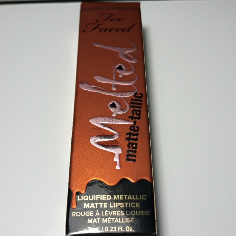 Too Faced Melted Matte-tallic Liquified